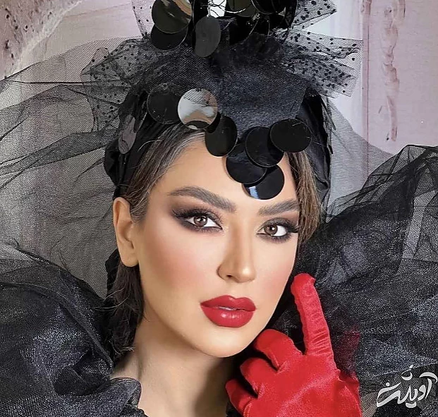 میکاپ بسیار جذاب و شیک بازیگر زن + عکس